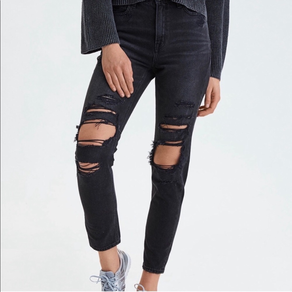 American Eagle mom jeans